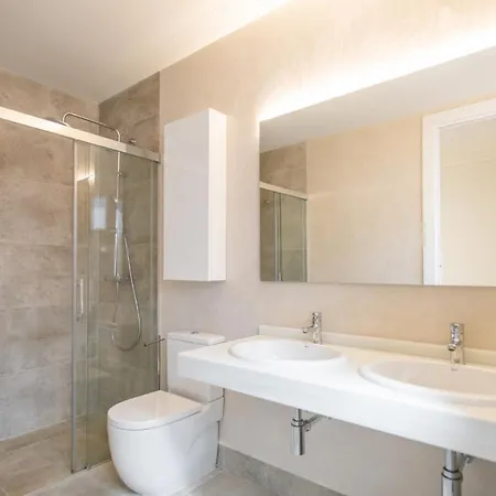 Pinar Vip Class C/granada Apartment